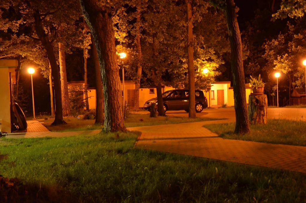 Osrodek Wypoczynkowy Forest Hotel Lublin Luaran gambar